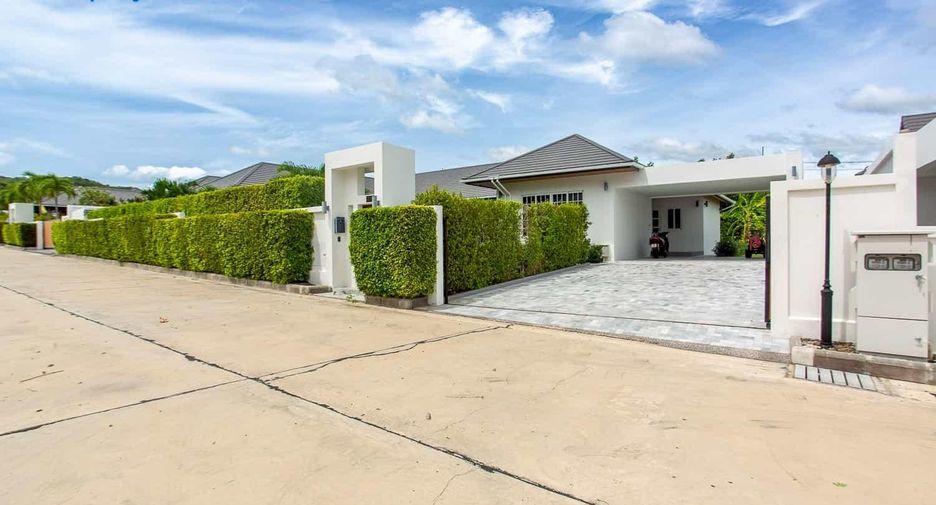 For sale 3 ベッドルーム villa in Hua Hin, Prachuap Khiri Khan
