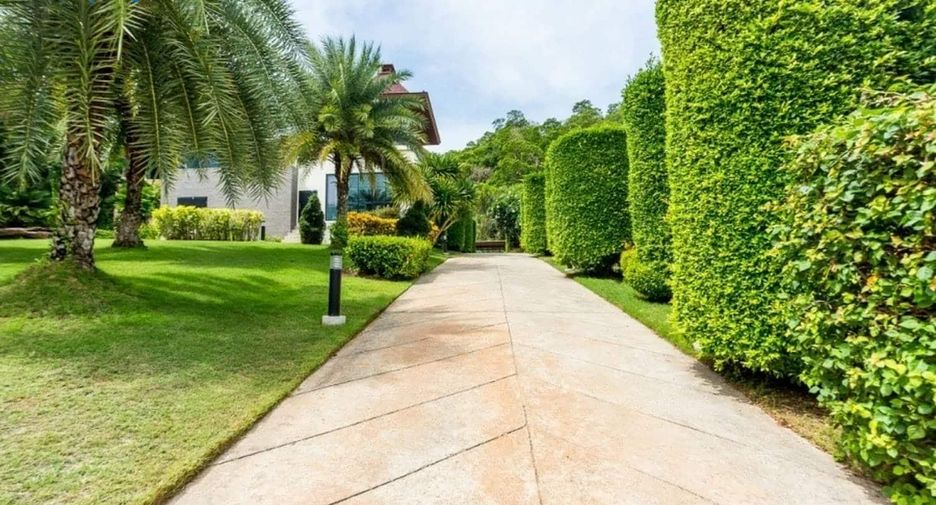 For sale 5 ベッドルーム villa in Pran Buri, Prachuap Khiri Khan