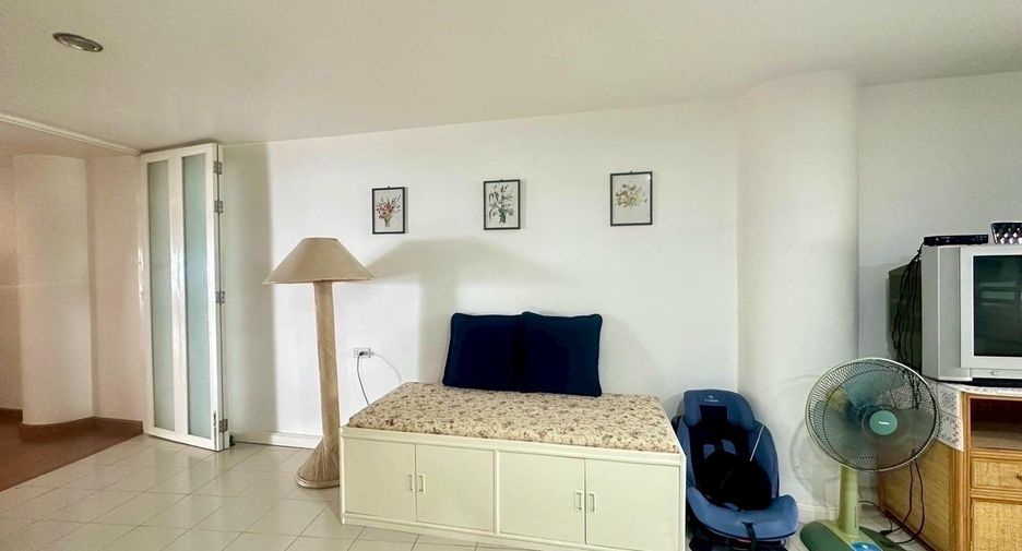 For sale 3 bedrooms condo in Cha Am, Phetchaburi