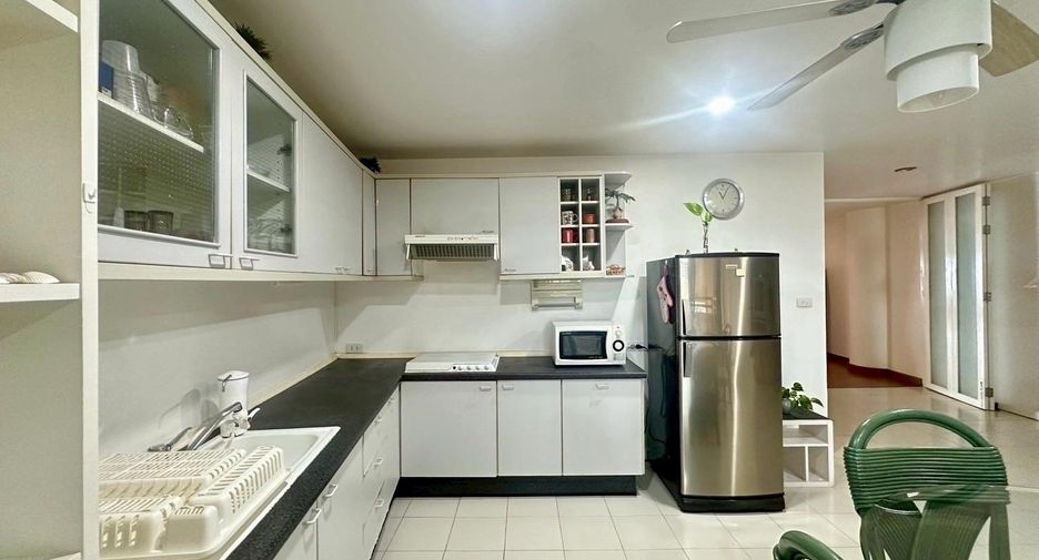 For sale 3 bedrooms condo in Cha Am, Phetchaburi