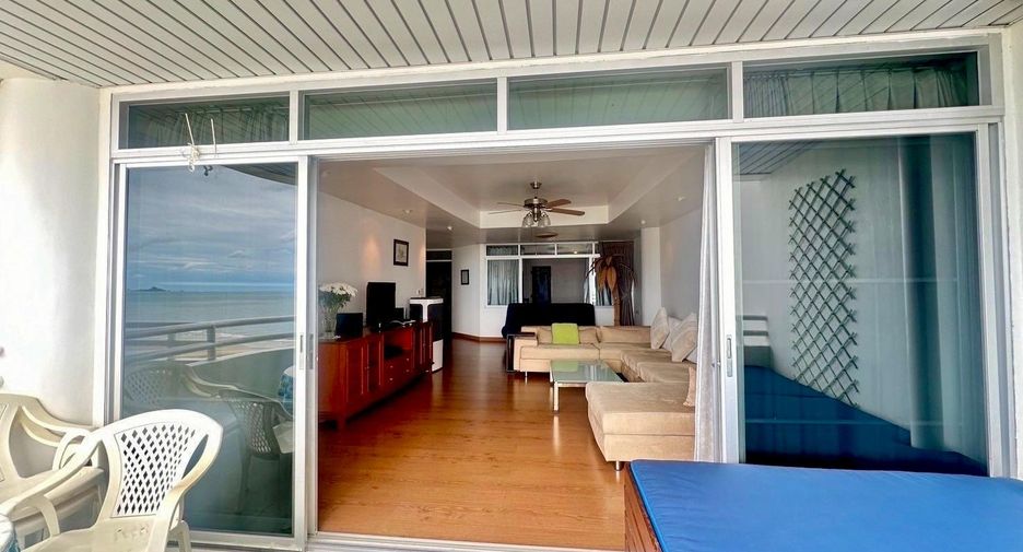 For sale 3 bedrooms condo in Cha Am, Phetchaburi