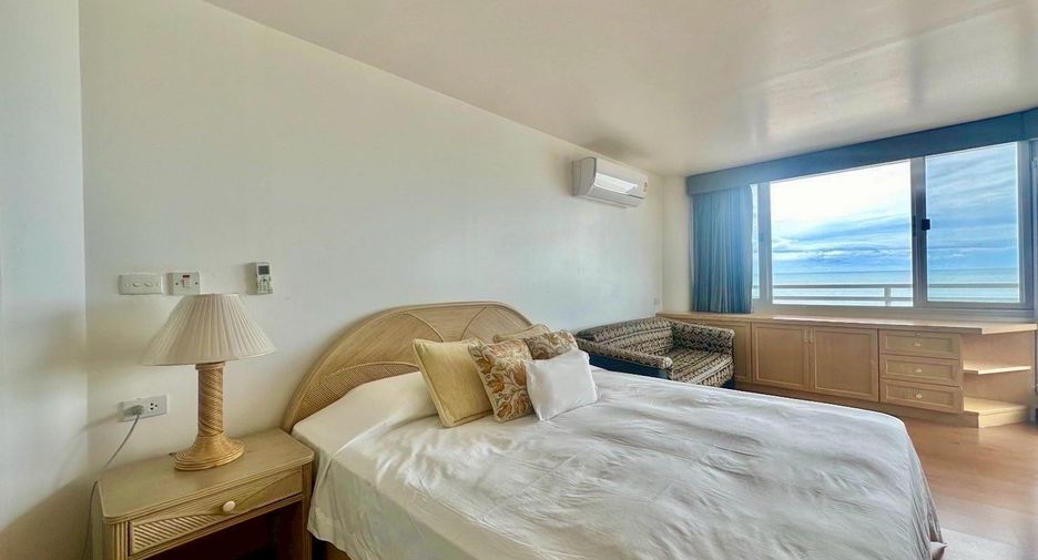 For sale 3 bedrooms condo in Cha Am, Phetchaburi