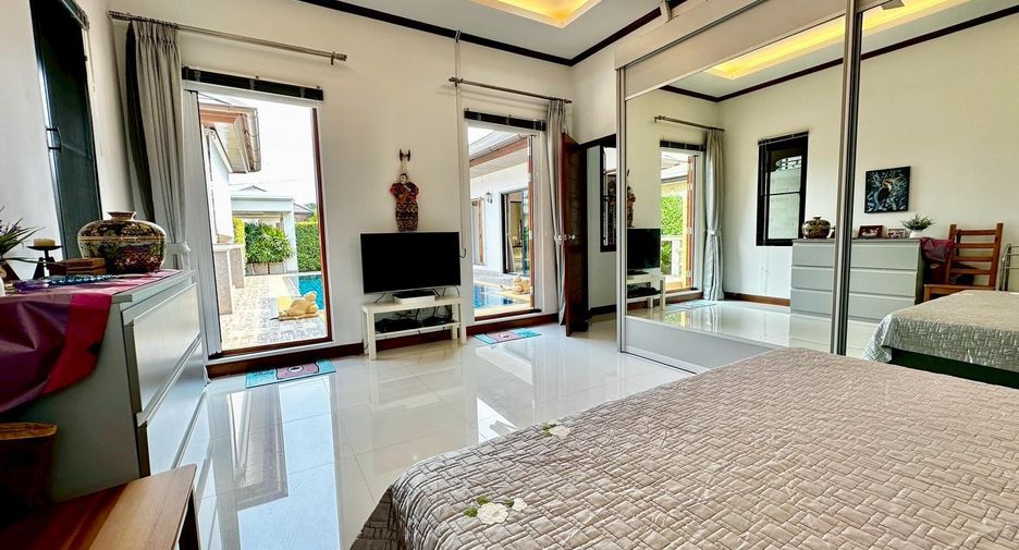 For sale 3 ベッドルーム villa in Hua Hin, Prachuap Khiri Khan