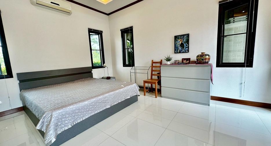 For sale 3 ベッドルーム villa in Hua Hin, Prachuap Khiri Khan