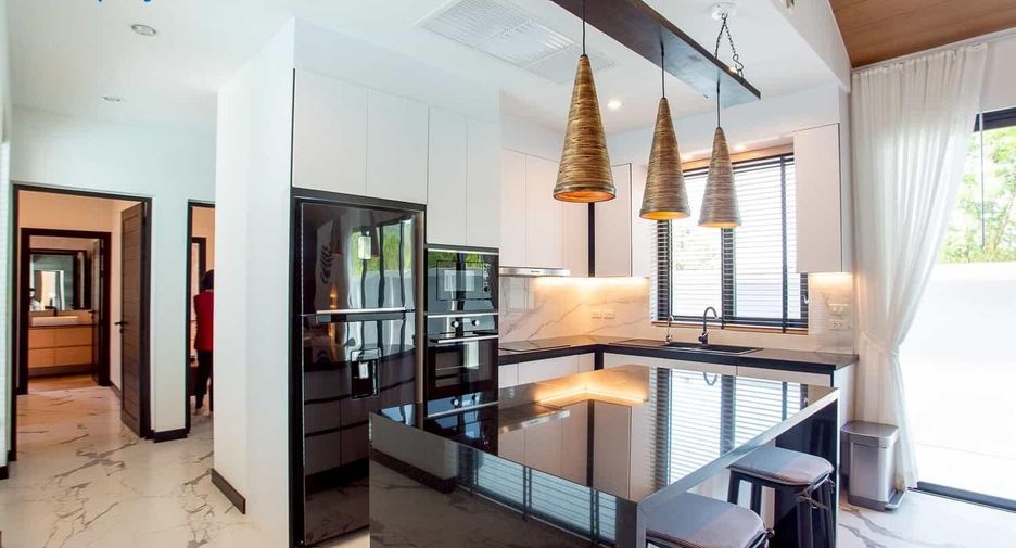 For sale 3 bedrooms villa in Hua Hin, Prachuap Khiri Khan