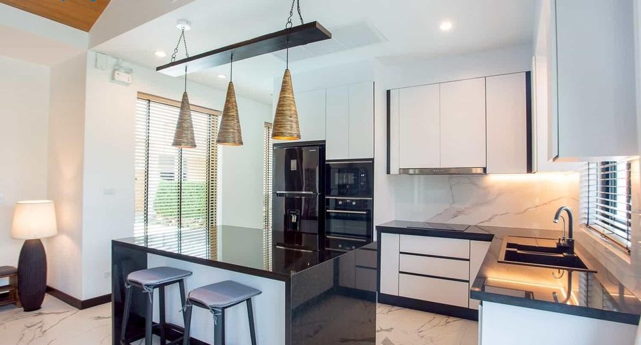For sale 3 bedrooms villa in Hua Hin, Prachuap Khiri Khan