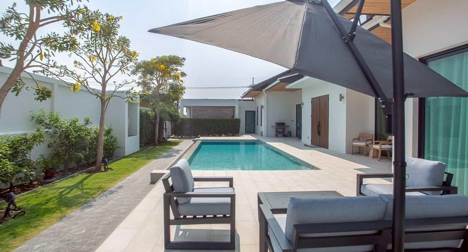 For sale 3 bedrooms villa in Hua Hin, Prachuap Khiri Khan
