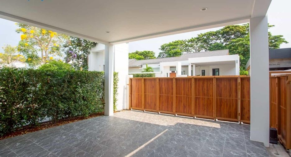 For sale 3 bedrooms villa in Hua Hin, Prachuap Khiri Khan