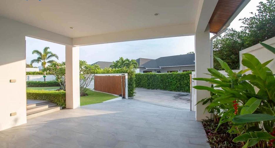 For sale 3 ベッドルーム villa in Hua Hin, Prachuap Khiri Khan
