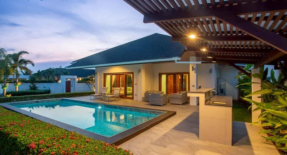 For sale 3 ベッドルーム villa in Hua Hin, Prachuap Khiri Khan