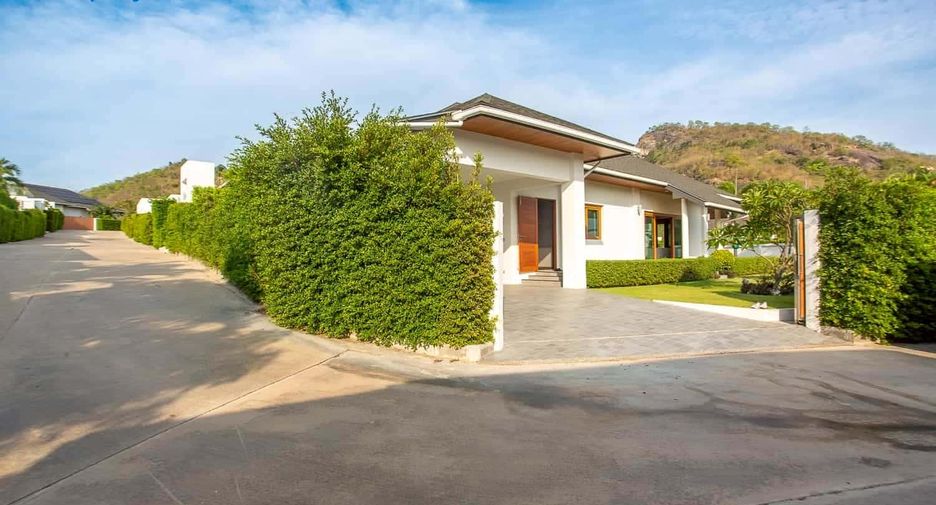 For sale 3 ベッドルーム villa in Hua Hin, Prachuap Khiri Khan