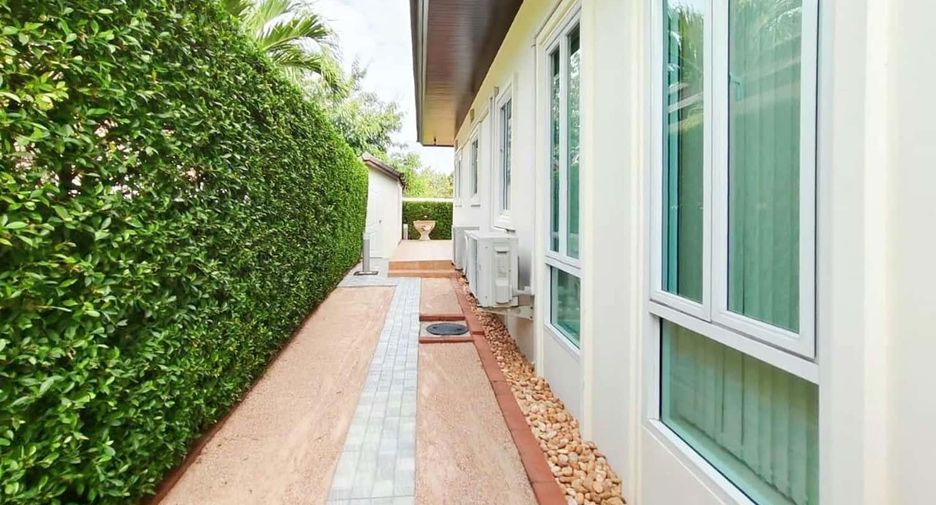 For sale 3 ベッドルーム villa in Hua Hin, Prachuap Khiri Khan