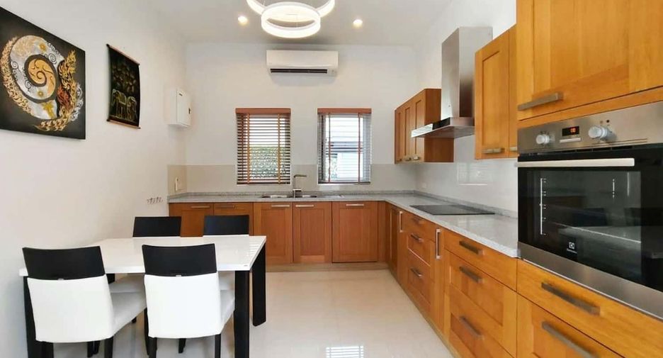 For sale 3 ベッドルーム villa in Hua Hin, Prachuap Khiri Khan