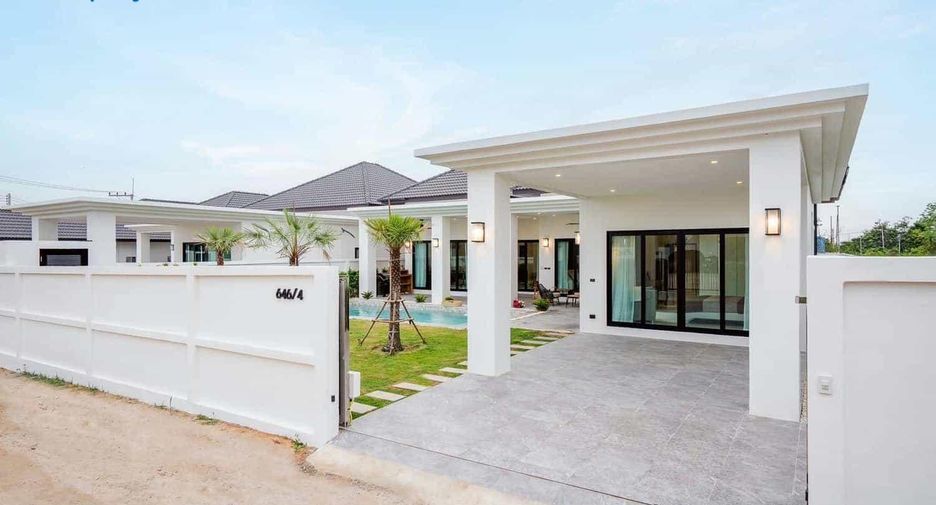 For sale 3 ベッドルーム villa in Hua Hin, Prachuap Khiri Khan