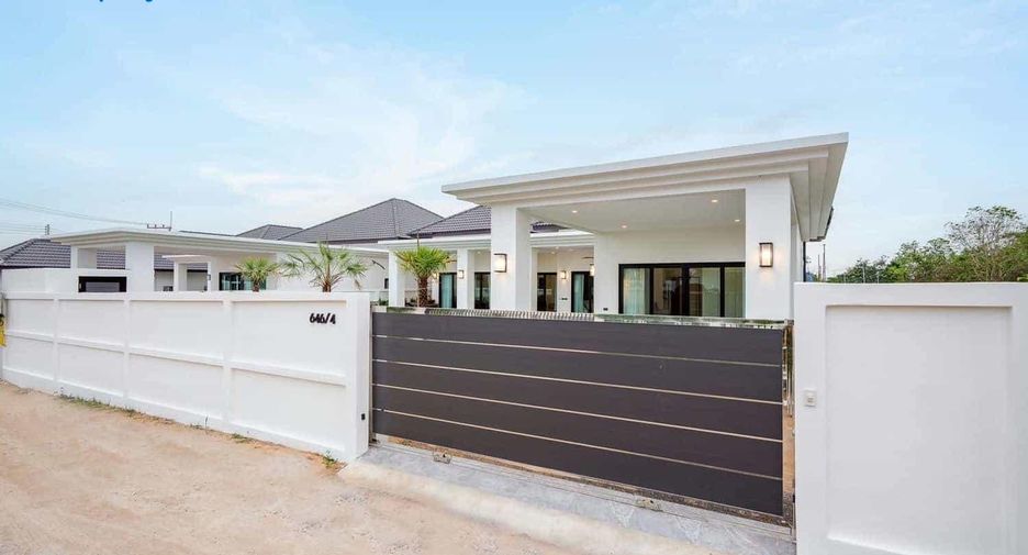 For sale 3 ベッドルーム villa in Hua Hin, Prachuap Khiri Khan