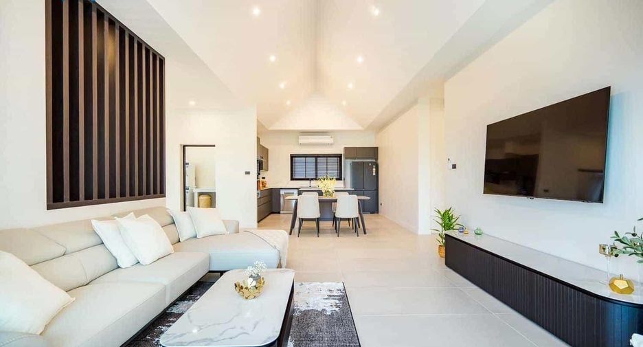 For sale 3 ベッドルーム villa in Hua Hin, Prachuap Khiri Khan