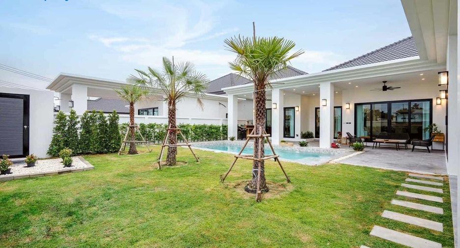For sale 3 ベッドルーム villa in Hua Hin, Prachuap Khiri Khan