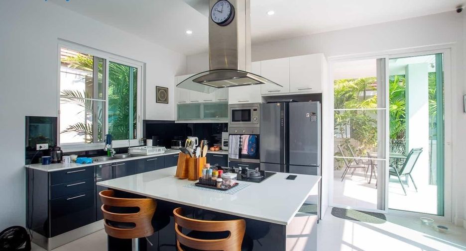 For sale 3 ベッドルーム villa in Hua Hin, Prachuap Khiri Khan