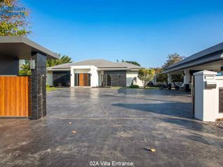 For sale 6 bedrooms villa in Hua Hin, Prachuap Khiri Khan