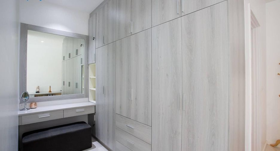 For sale 3 bedrooms villa in Hua Hin, Prachuap Khiri Khan