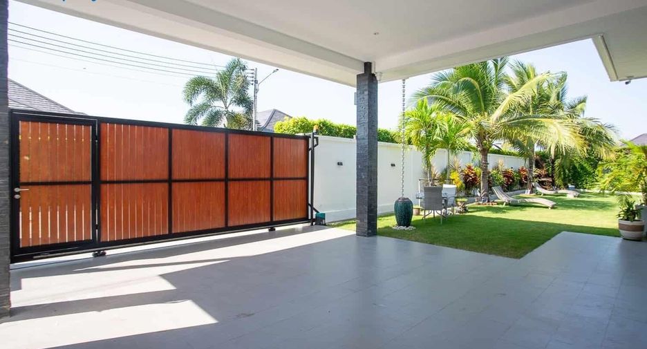 For sale 3 bedrooms villa in Hua Hin, Prachuap Khiri Khan