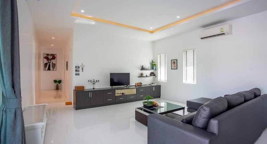 For sale 3 bedrooms villa in Hua Hin, Prachuap Khiri Khan