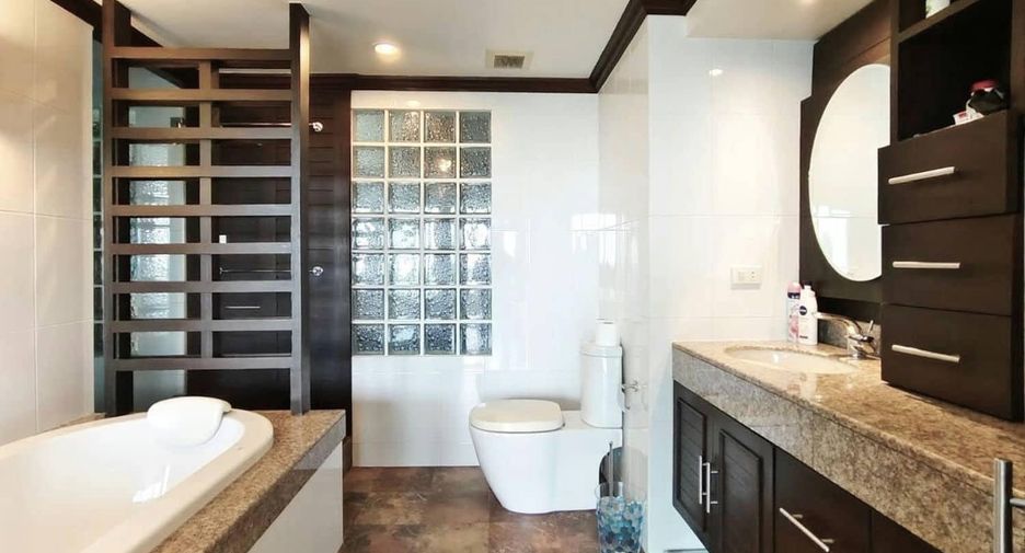 Condo en venta de 3 habitaciones en Cha Am, Phetchaburi