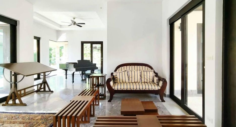 Villa en venta de 4 habitaciones en Sam Roi Yot, Prachuap Khiri Khan