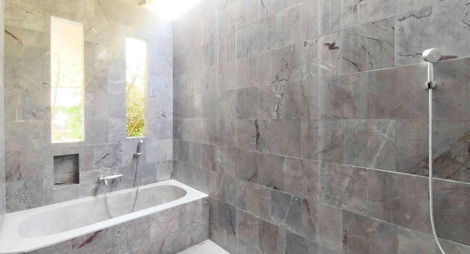 Villa en venta de 4 habitaciones en Sam Roi Yot, Prachuap Khiri Khan