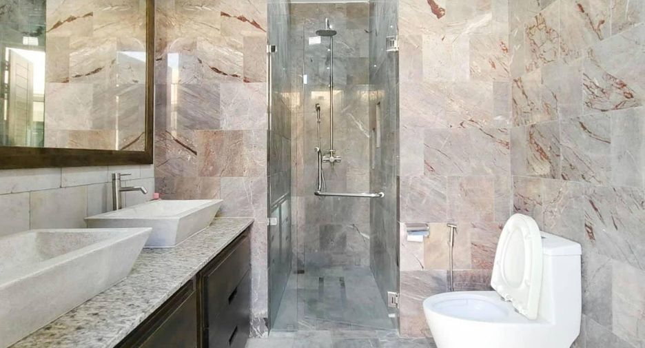 Villa en venta de 4 habitaciones en Sam Roi Yot, Prachuap Khiri Khan
