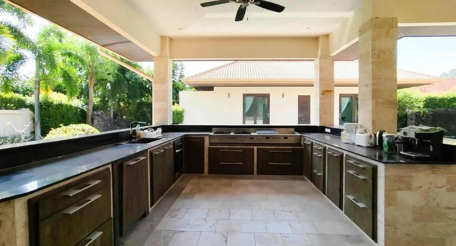Villa en venta de 4 habitaciones en Sam Roi Yot, Prachuap Khiri Khan