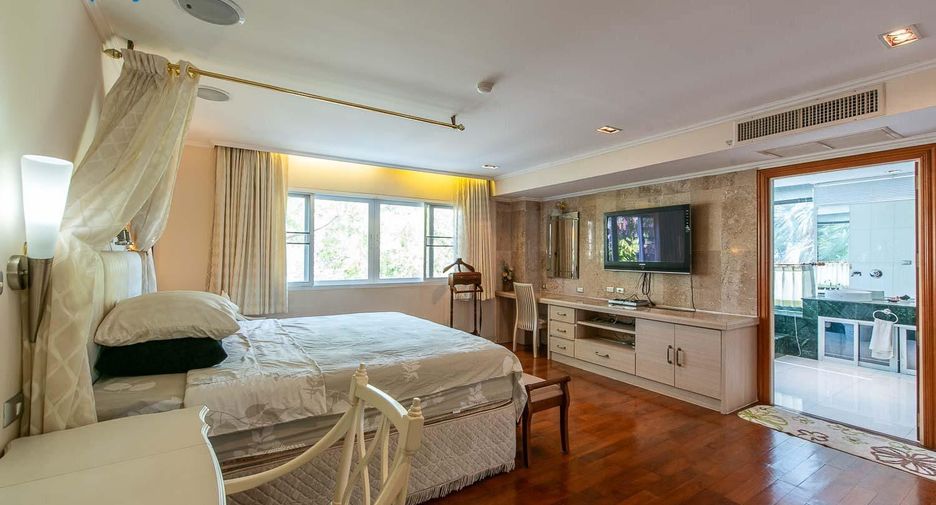 For sale 3 bedrooms condo in Cha Am, Phetchaburi