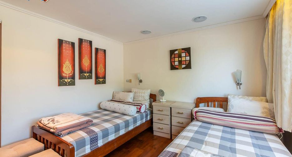 For sale 3 bedrooms condo in Cha Am, Phetchaburi