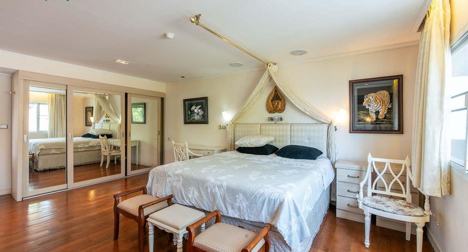 For sale 3 bedrooms condo in Cha Am, Phetchaburi