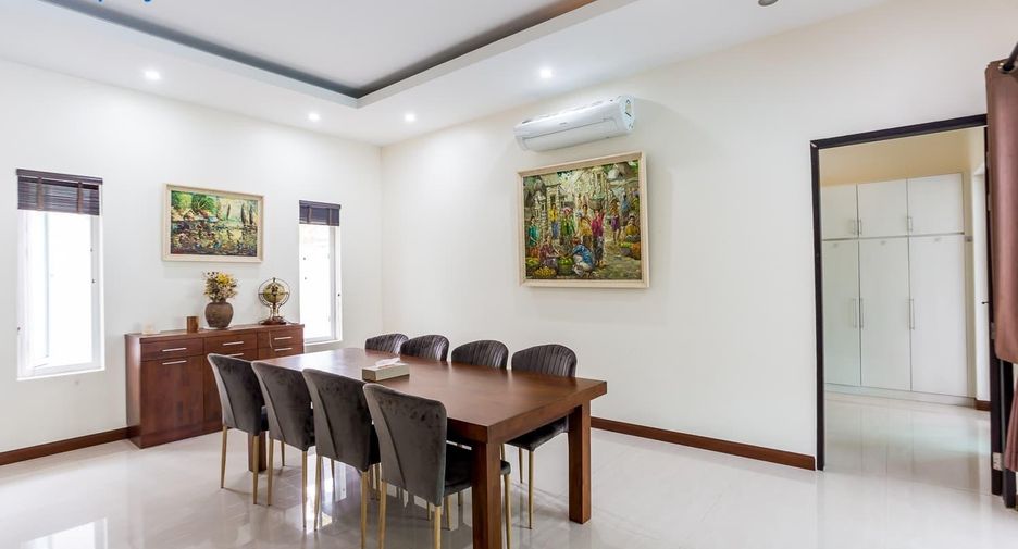 For sale 3 bedrooms villa in Cha Am, Phetchaburi