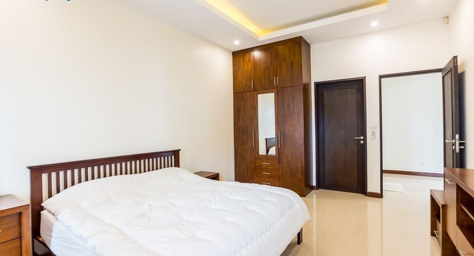 For sale 3 bedrooms villa in Cha Am, Phetchaburi