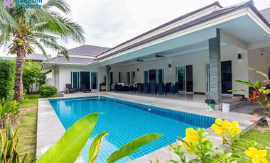 For sale 3 bedrooms villa in Cha Am, Phetchaburi