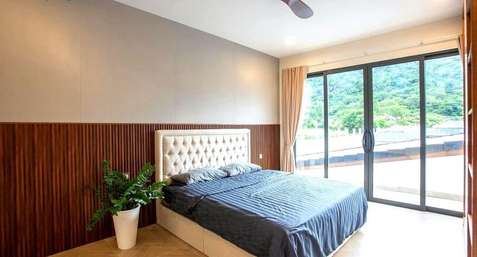 For sale 5 bedrooms villa in Hua Hin, Prachuap Khiri Khan