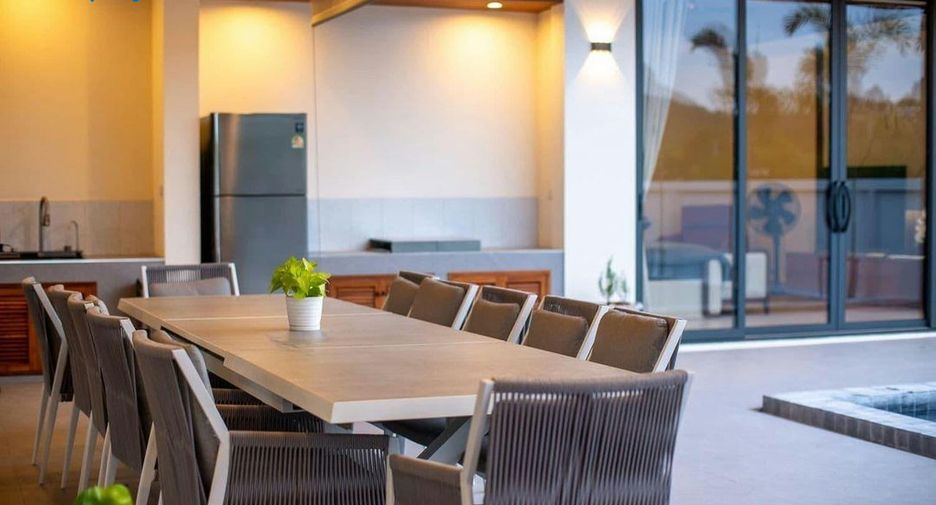 For sale 5 bedrooms villa in Hua Hin, Prachuap Khiri Khan