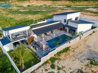 For sale 5 bedrooms villa in Hua Hin, Prachuap Khiri Khan