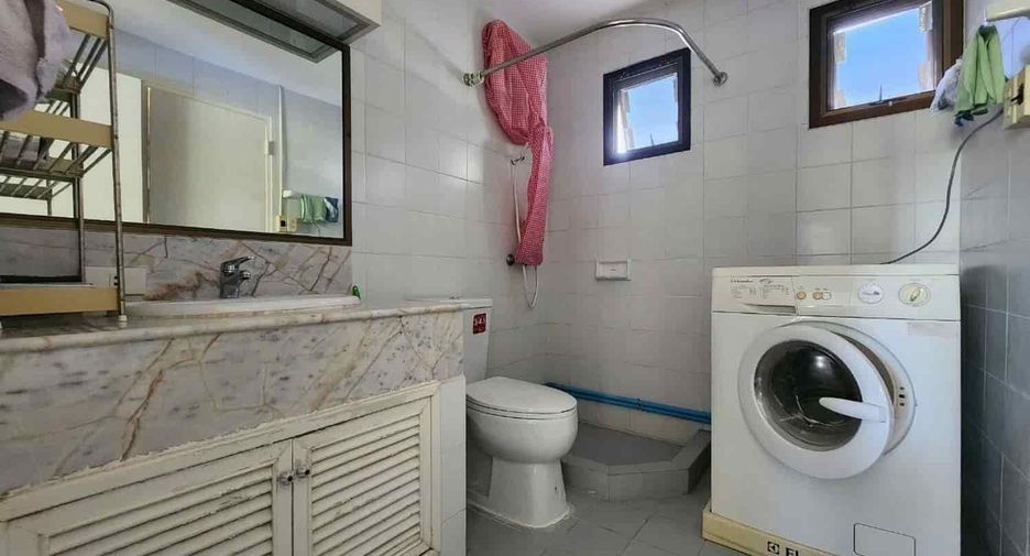 For sale 2 bedrooms condo in Cha Am, Phetchaburi