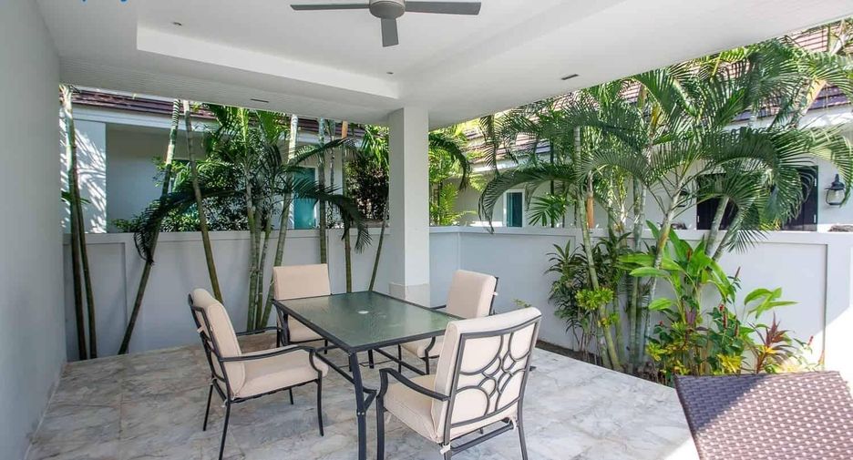 For sale 3 ベッドルーム villa in Hua Hin, Prachuap Khiri Khan
