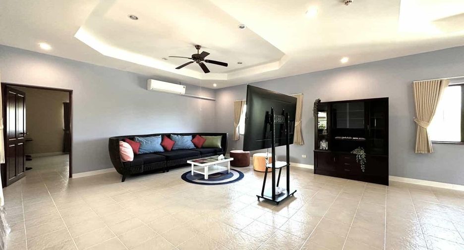 For sale 3 ベッドルーム villa in Hua Hin, Prachuap Khiri Khan