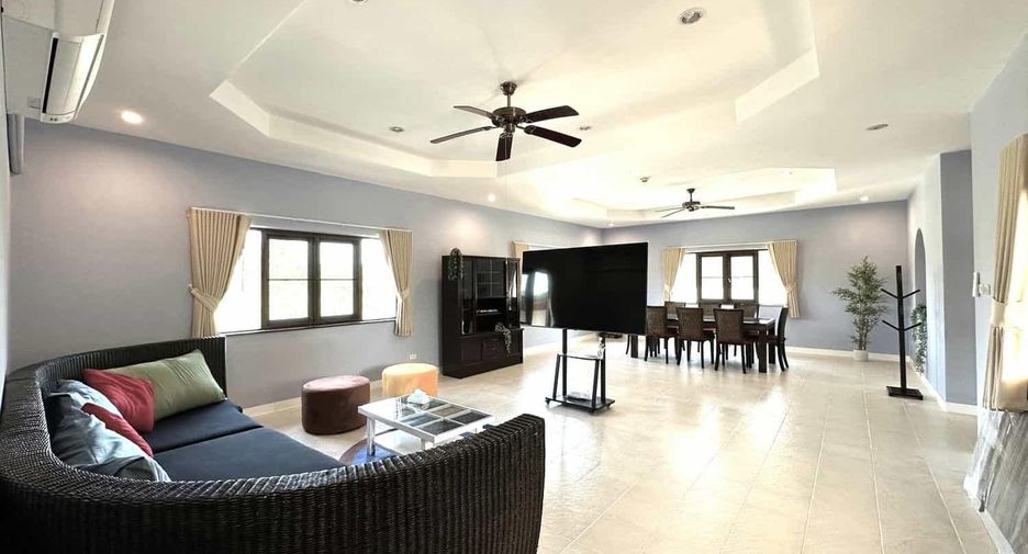 For sale 3 ベッドルーム villa in Hua Hin, Prachuap Khiri Khan
