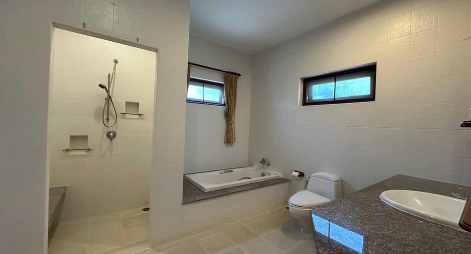 For sale 3 ベッドルーム villa in Hua Hin, Prachuap Khiri Khan