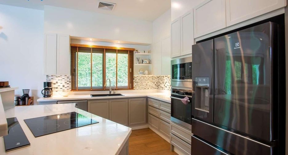 For sale 3 ベッドルーム villa in Hua Hin, Prachuap Khiri Khan
