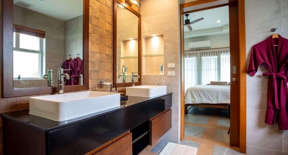 For sale 3 ベッドルーム villa in Hua Hin, Prachuap Khiri Khan