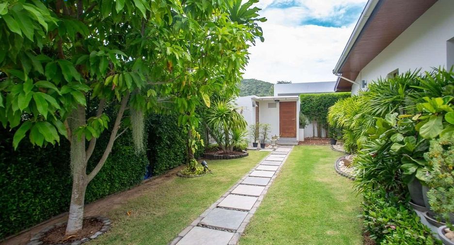 For sale 3 ベッドルーム villa in Hua Hin, Prachuap Khiri Khan