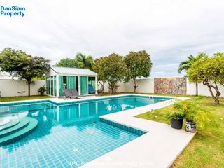 For sale 4 bedrooms villa in Hua Hin, Prachuap Khiri Khan