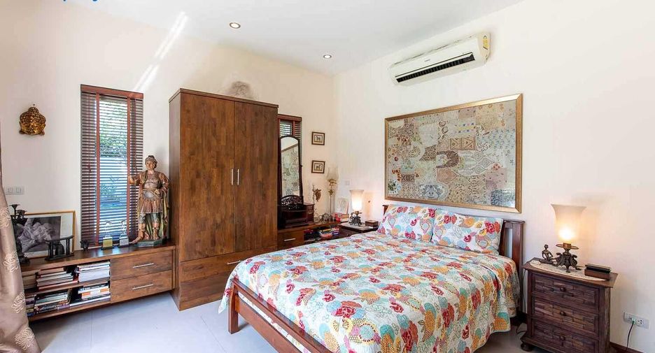 For rent 4 bedrooms villa in Cha Am, Phetchaburi